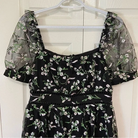 Lulus NWT Radiant Love Black Embroidered Floral Cut Out Skater Mini Dress M - Picture 6 of 13